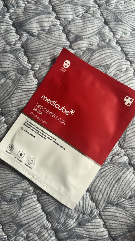 ماسک ورقه ای سنتلا Medicube